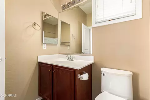 Bath - 4095 E Jasper Dr, Gilbert, AZ 85296 photo 5 of 6