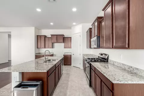 10542 E Simone Ave, Mesa, AZ 85212 photo 8