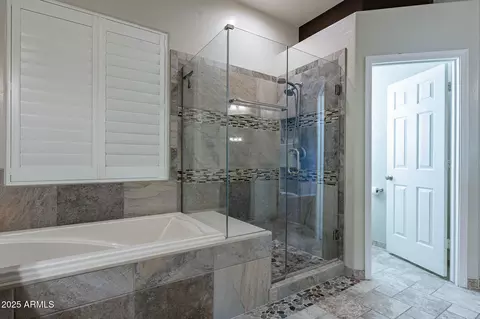 Bath - 9754 E Natal Ave, Mesa, AZ 85209 photo 4 of 5
