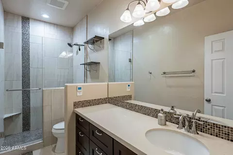 Bath - 9754 E Natal Ave, Mesa, AZ 85209 photo 5 of 5