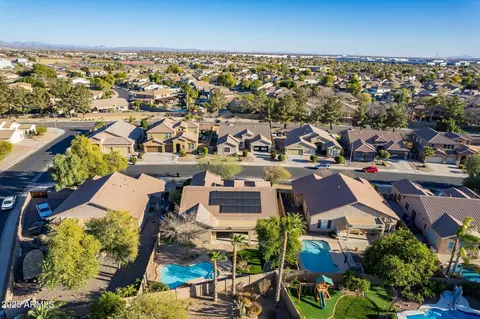 View/Area - 9754 E Natal Ave, Mesa, AZ 85209 photo 3 of 18