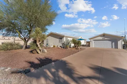 30715 S Vagabond Trl, Congress, AZ 85332