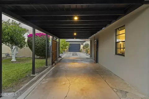 840 W Earll Dr, Phoenix, AZ 85013 photo 10