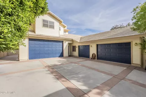 Exterior - 2124 E Virginia St, Mesa, AZ 85213 photo 5 of 16