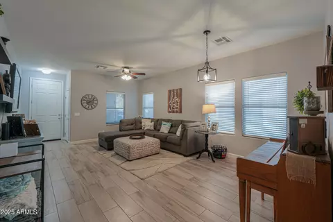 4129 E Cathy Dr, Gilbert, AZ 85296 photo 9