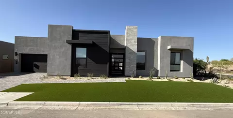 5748 E Moura Dr, Cave Creek, AZ 85331