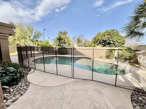 Exterior - 938 W Iris Dr, Gilbert, AZ 85233 photo 4 of 8