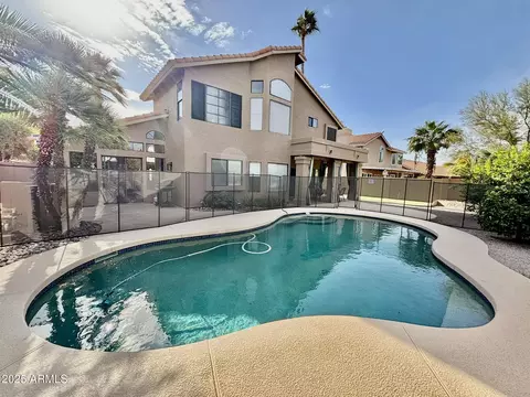 Exterior - 938 W Iris Dr, Gilbert, AZ 85233 photo 5 of 8
