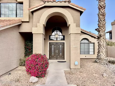 Exterior - 938 W Iris Dr, Gilbert, AZ 85233 photo 3 of 8