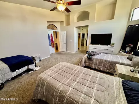 Bedroom - 938 W Iris Dr, Gilbert, AZ 85233 photo 2 of 9