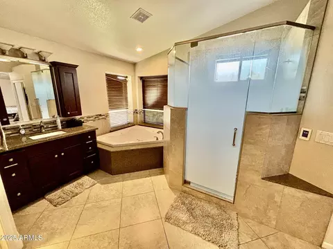 Bath - 938 W Iris Dr, Gilbert, AZ 85233 photo 1 of 5