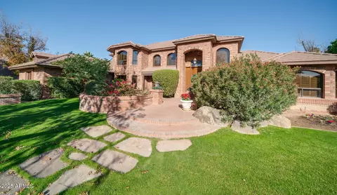 8280 S Pecan Grove Cir, Tempe, AZ 85284