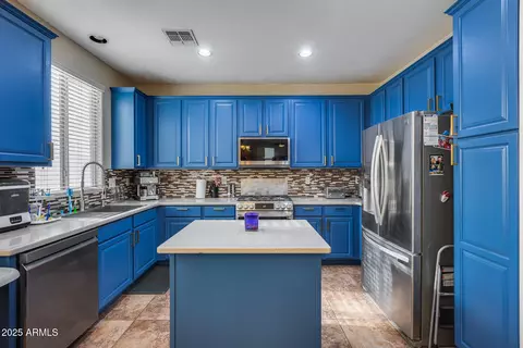 1323 E Frances Ln, Gilbert, AZ 85295 photo 3