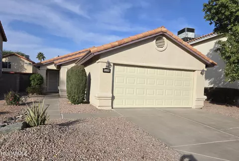 Exterior - 1314 E Helena Dr, Phoenix, AZ 85022 photo 3 of 8