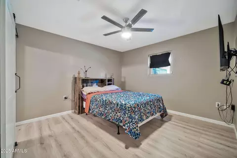 Bedroom - 2745 W Michelle Dr, Phoenix, AZ 85053 photo 2 of 10