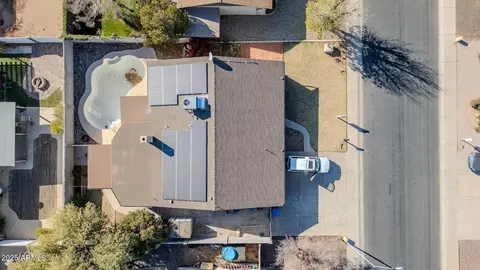 View/Area - 2745 W Michelle Dr, Phoenix, AZ 85053 photo 2 of 3