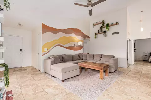 3960 E Graythorn St, Phoenix, AZ 85044 photo 9