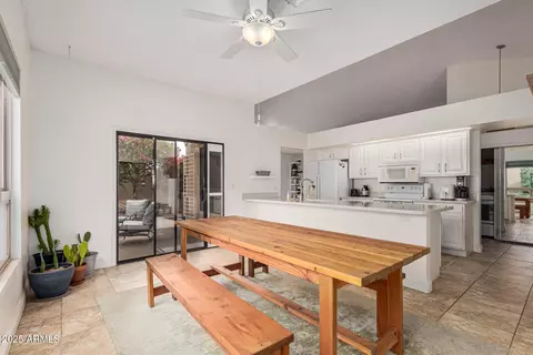 3960 E Graythorn St, Phoenix, AZ 85044 photo 3