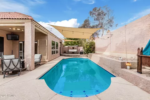 3960 E Graythorn St, Phoenix, AZ 85044 photo 6