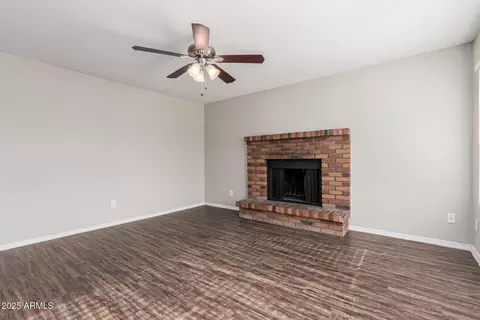 604 W Emerald Ave, Mesa, AZ 85210 photo 5