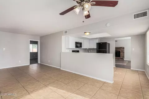 604 W Emerald Ave, Mesa, AZ 85210 photo 9