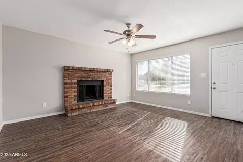 604 W Emerald Ave, Mesa, AZ 85210 photo 4