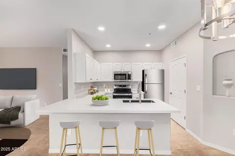 6920 E 4th St #103, Scottsdale, AZ 85251
