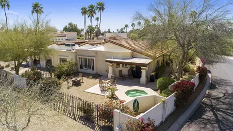 4602 E Monte Way, Phoenix, AZ 85044 photo 9