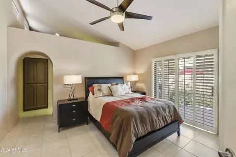 4602 E Monte Way, Phoenix, AZ 85044 photo 35