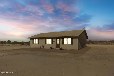 14645 N Woods Ln, Florence, AZ 85132