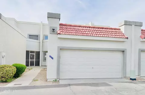 9072 N 47th Ln, Glendale, AZ 85302