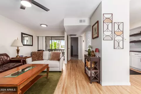 4950 N Miller Rd #347, Scottsdale, AZ 85251