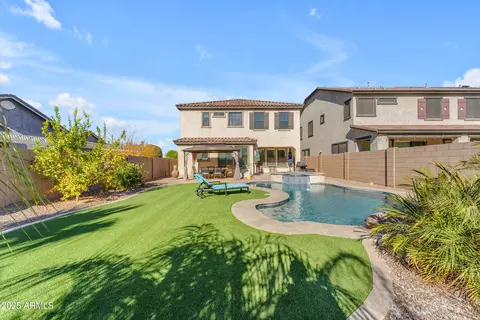 Exterior - 10307 E Nopal Ave, Mesa, AZ 85209 photo 13 of 17