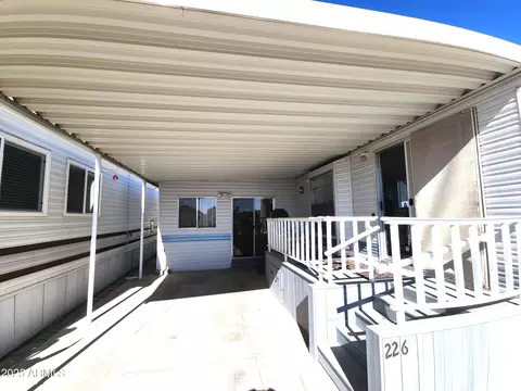 226 E Mesquite Dr, Florence, AZ 85132 photo 3