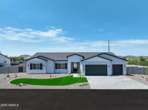 39024 N 6th Dr, Phoenix, AZ 85086