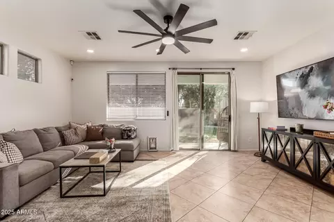 3675 E Parkview Dr, Gilbert, AZ 85295 photo 6