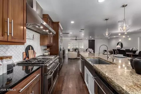 4017 E Wilshire Dr, Phoenix, AZ 85008 photo 12