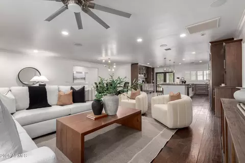 4017 E Wilshire Dr, Phoenix, AZ 85008 photo 6