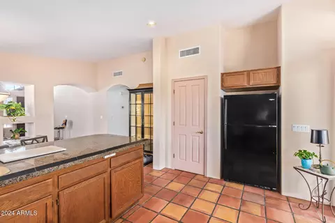 3531 E Utopia Rd, Phoenix, AZ 85050 photo 10