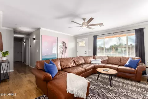 920 E 10th Pl, Mesa, AZ 85203 photo 3