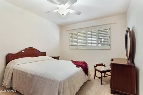 Bedroom - 6850 N 15th Pl, Phoenix, AZ 85014 photo 1 of 6