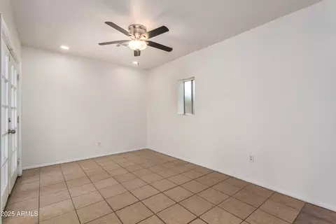 2326 E Yale St, Phoenix, AZ 85006 photo 17