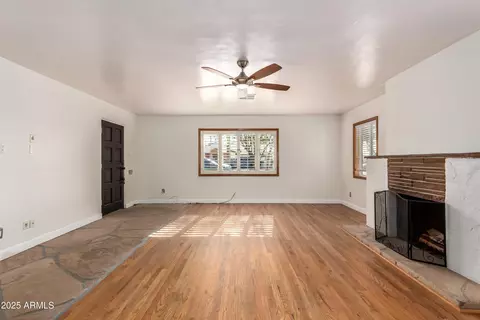 2326 E Yale St, Phoenix, AZ 85006 photo 3