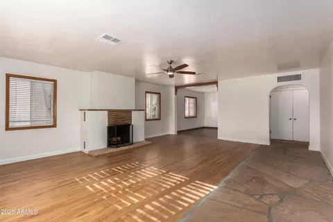 2326 E Yale St, Phoenix, AZ 85006 photo 4