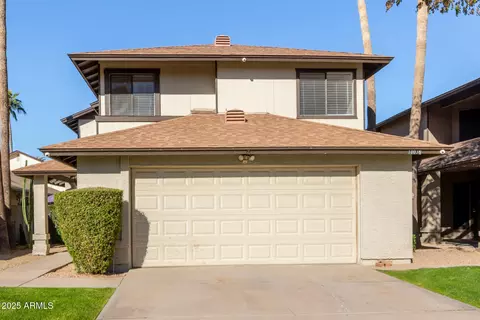 Exterior - 10036 W Montecito Ave, Phoenix, AZ 85037 photo 2 of 10