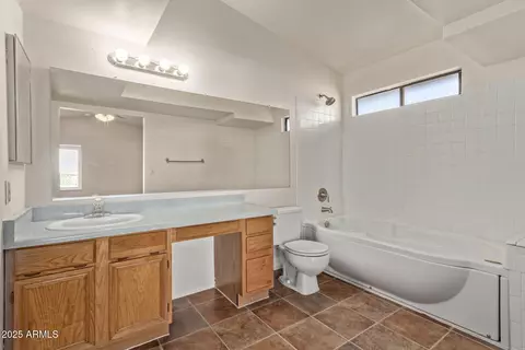 Bath - 10036 W Montecito Ave, Phoenix, AZ 85037 photo 1 of 3