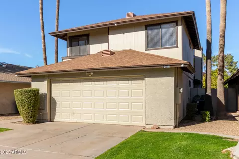 Exterior - 10036 W Montecito Ave, Phoenix, AZ 85037 photo 4 of 10