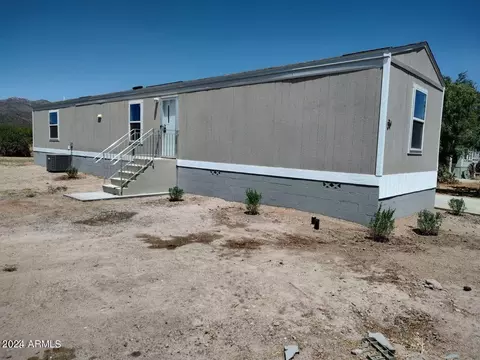 19500 E Gregory St #34, Black Canyon City, AZ 85324