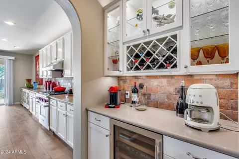 Kitchen - 3773 E Donald Dr, Phoenix, AZ 85050 photo 10 of 10