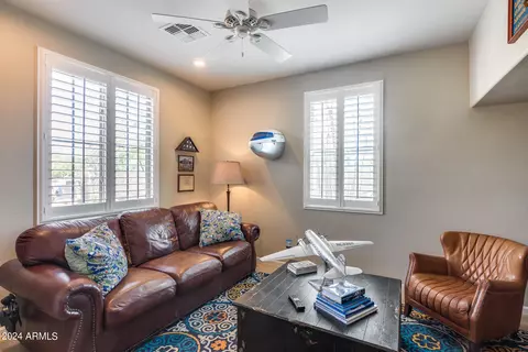 Living - 3773 E Donald Dr, Phoenix, AZ 85050 photo 2 of 5